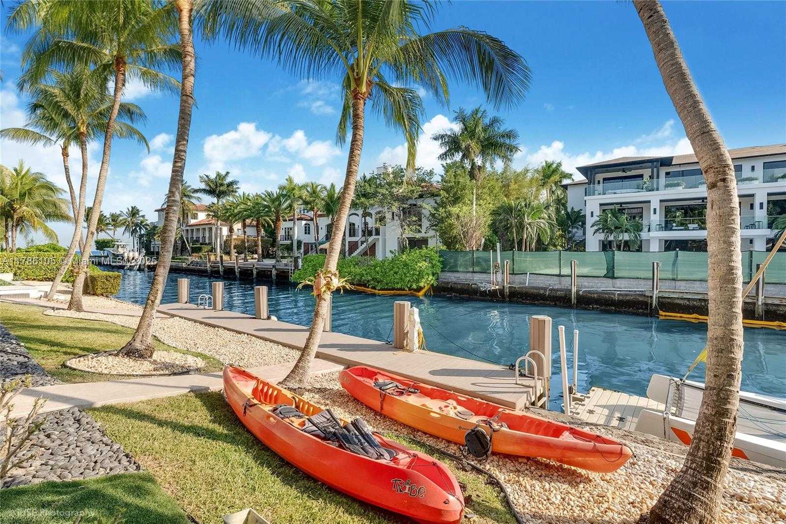 Small Image of 3835 CAROLE CT, Miami Number 36