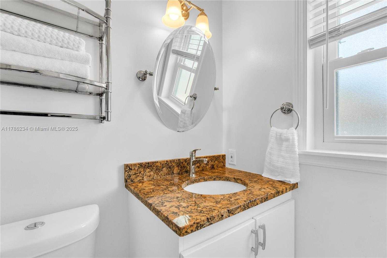 Small Image of 806 NORTH EAST 4TH ST, Hallandale Beach Number 21