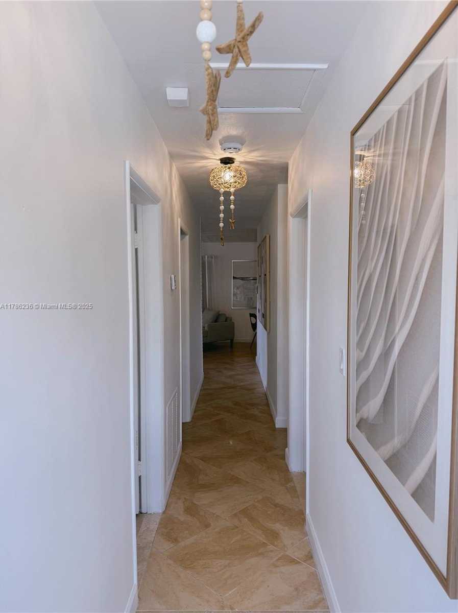 Small Image of 1163 JOHNSON ST, Hollywood Number 23