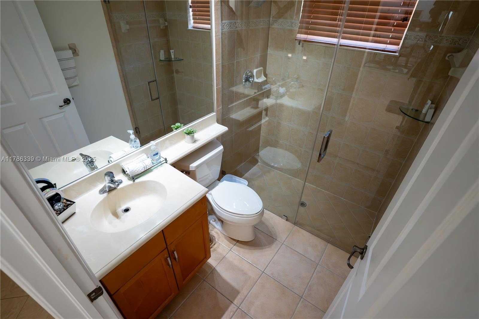 Small Image of 5101 SOUTH WEST 173RD AVE, Miramar Number 21