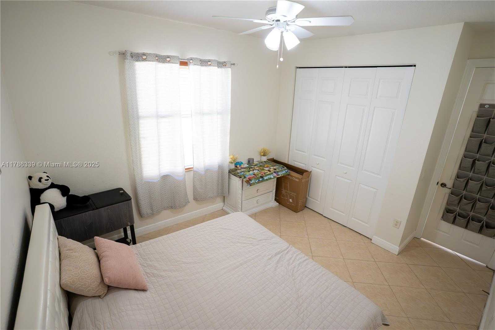 Small Image of 5101 SOUTH WEST 173RD AVE, Miramar Number 23