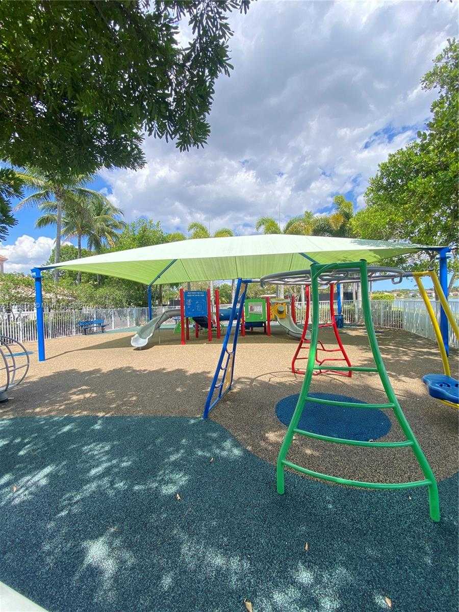 Small Image of 5101 SOUTH WEST 173RD AVE, Miramar Number 34