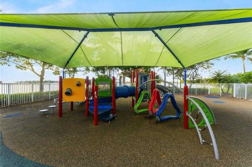 Small Image of 5101 SOUTH WEST 173RD AVE, Miramar Number 38