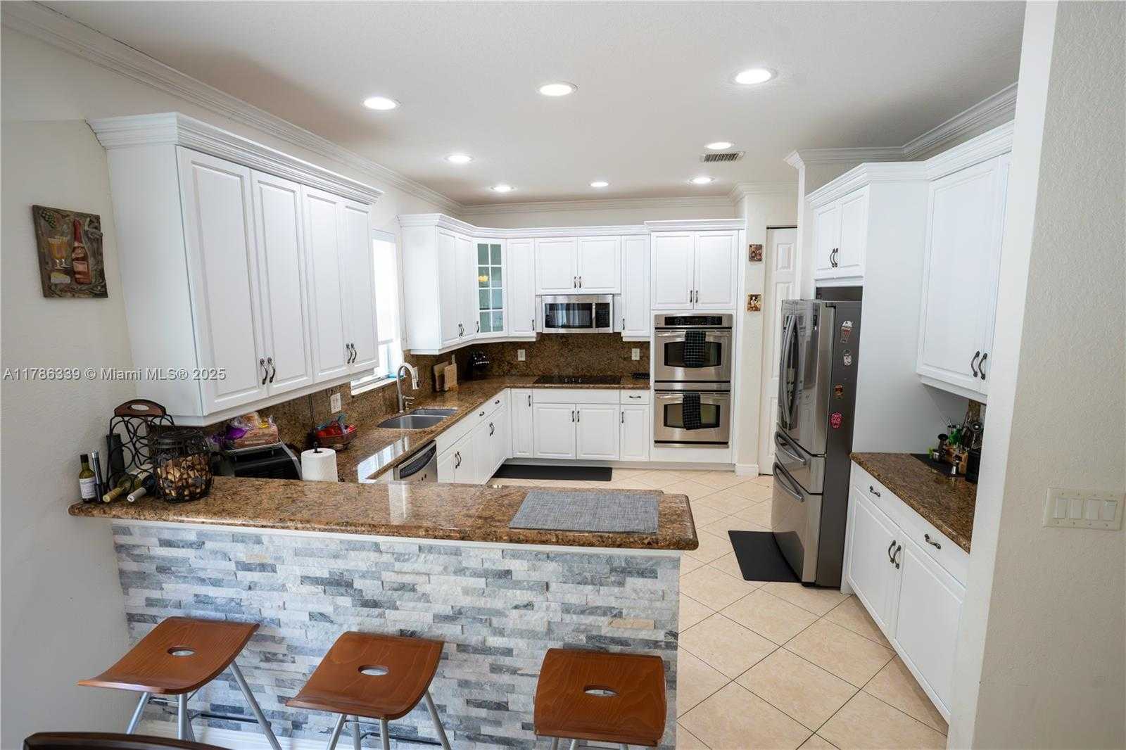 Small Image of 5101 SOUTH WEST 173RD AVE, Miramar Number 5