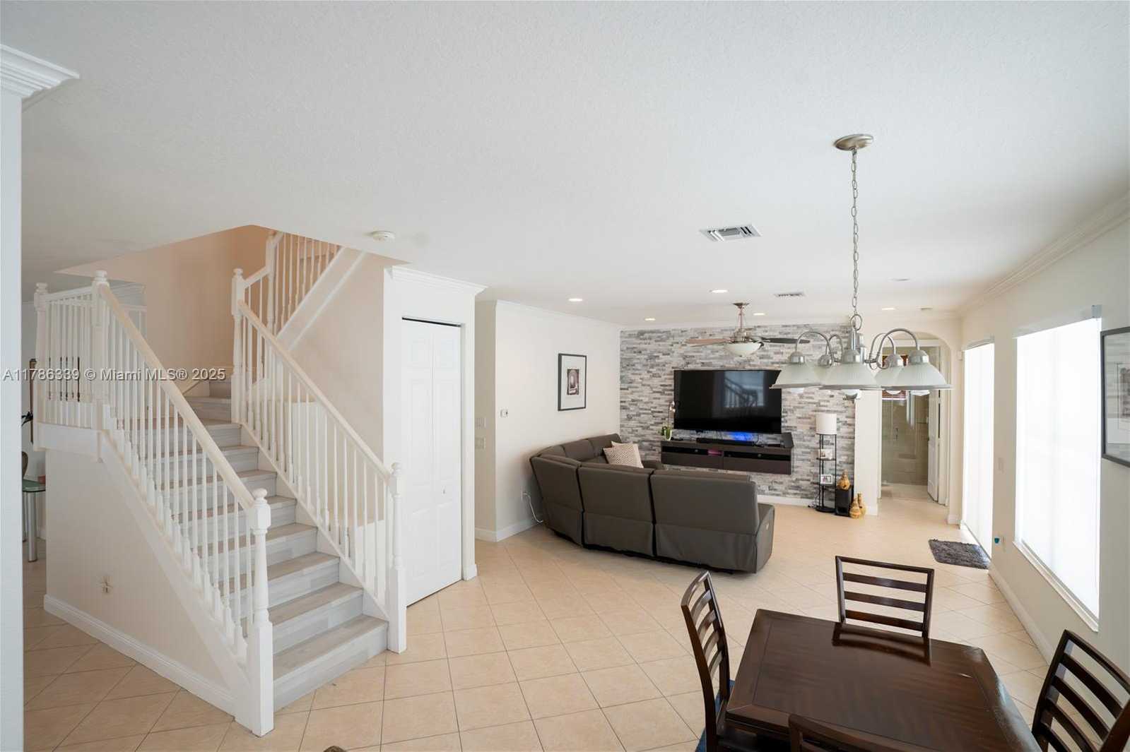 Small Image of 5101 SOUTH WEST 173RD AVE, Miramar Number 9