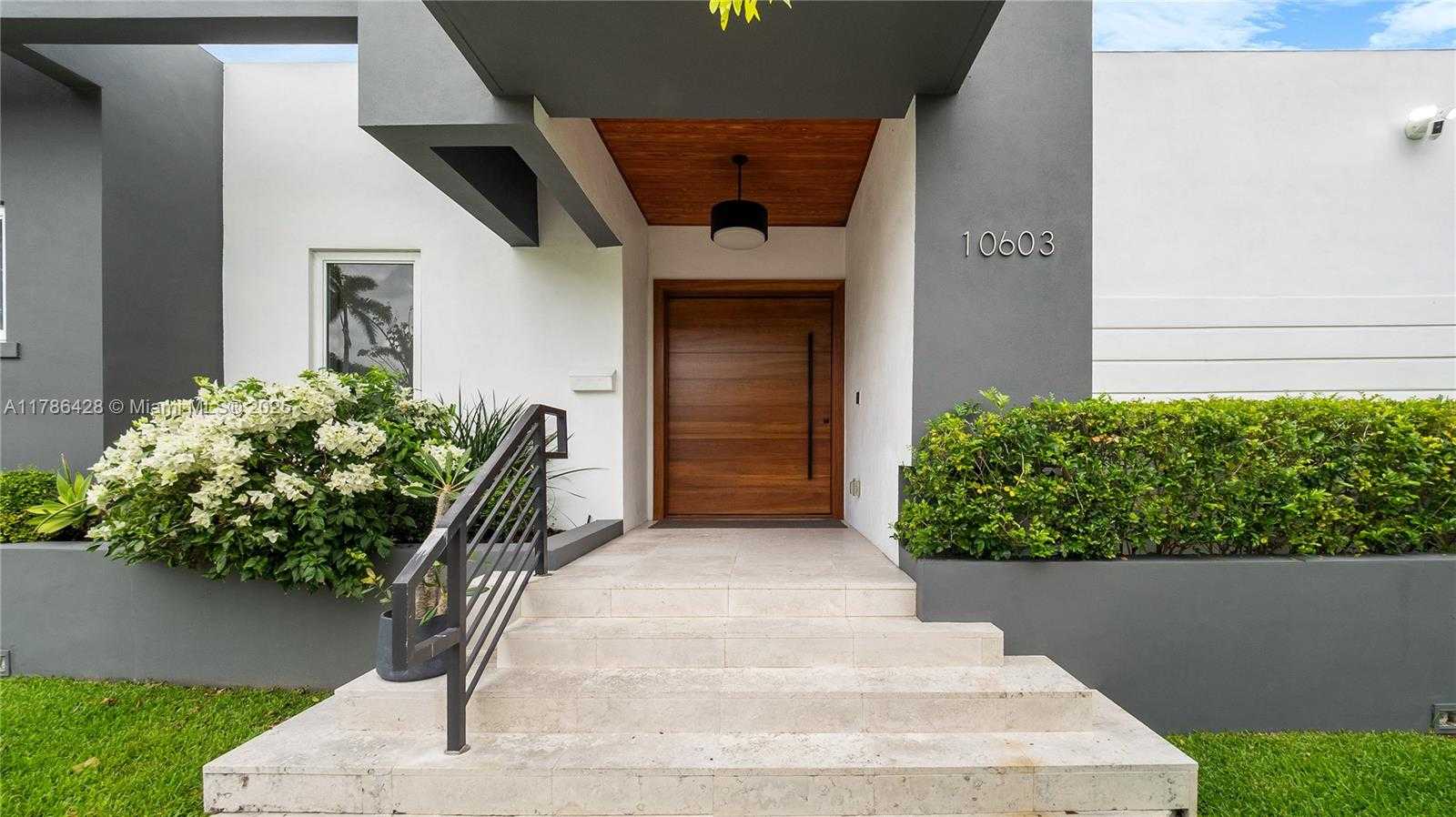 Small Image of 10603 NORTH EAST 11TH AVE, Miami Shores Number 10