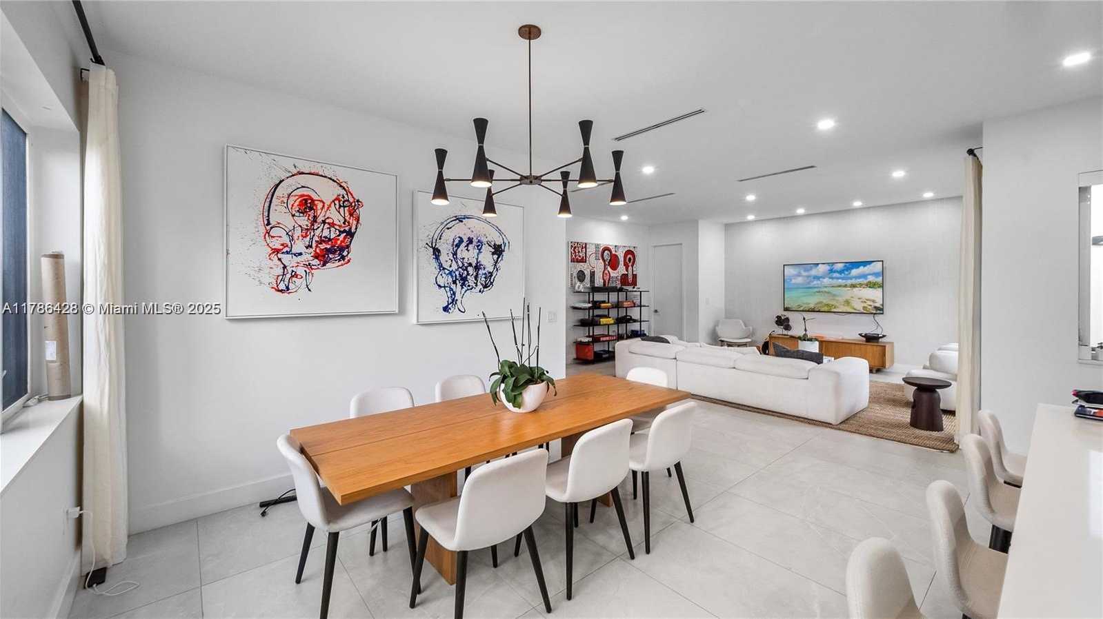 Small Image of 10603 NORTH EAST 11TH AVE, Miami Shores Number 100