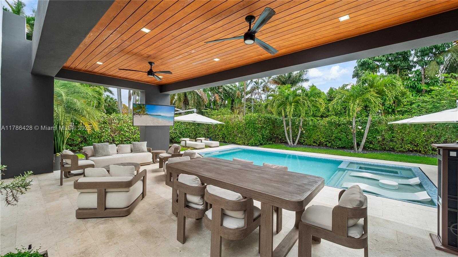 Small Image of 10603 NORTH EAST 11TH AVE, Miami Shores Number 3