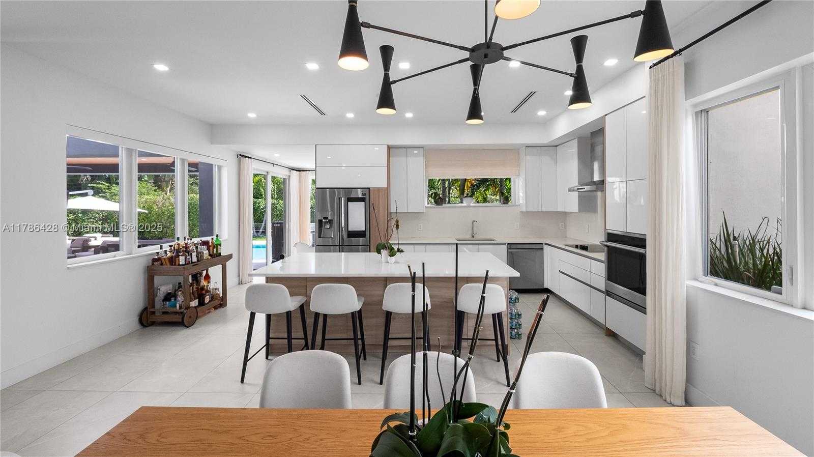 Small Image of 10603 NORTH EAST 11TH AVE, Miami Shores Number 43