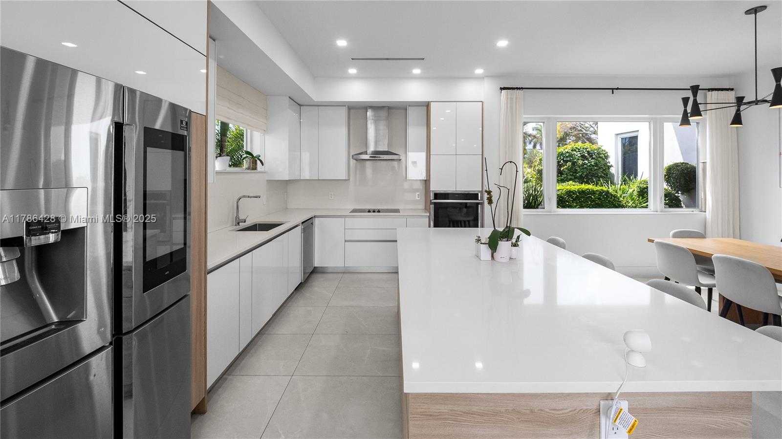 Small Image of 10603 NORTH EAST 11TH AVE, Miami Shores Number 45