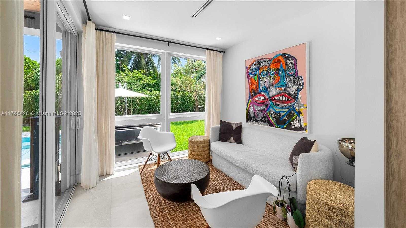 Small Image of 10603 NORTH EAST 11TH AVE, Miami Shores Number 48