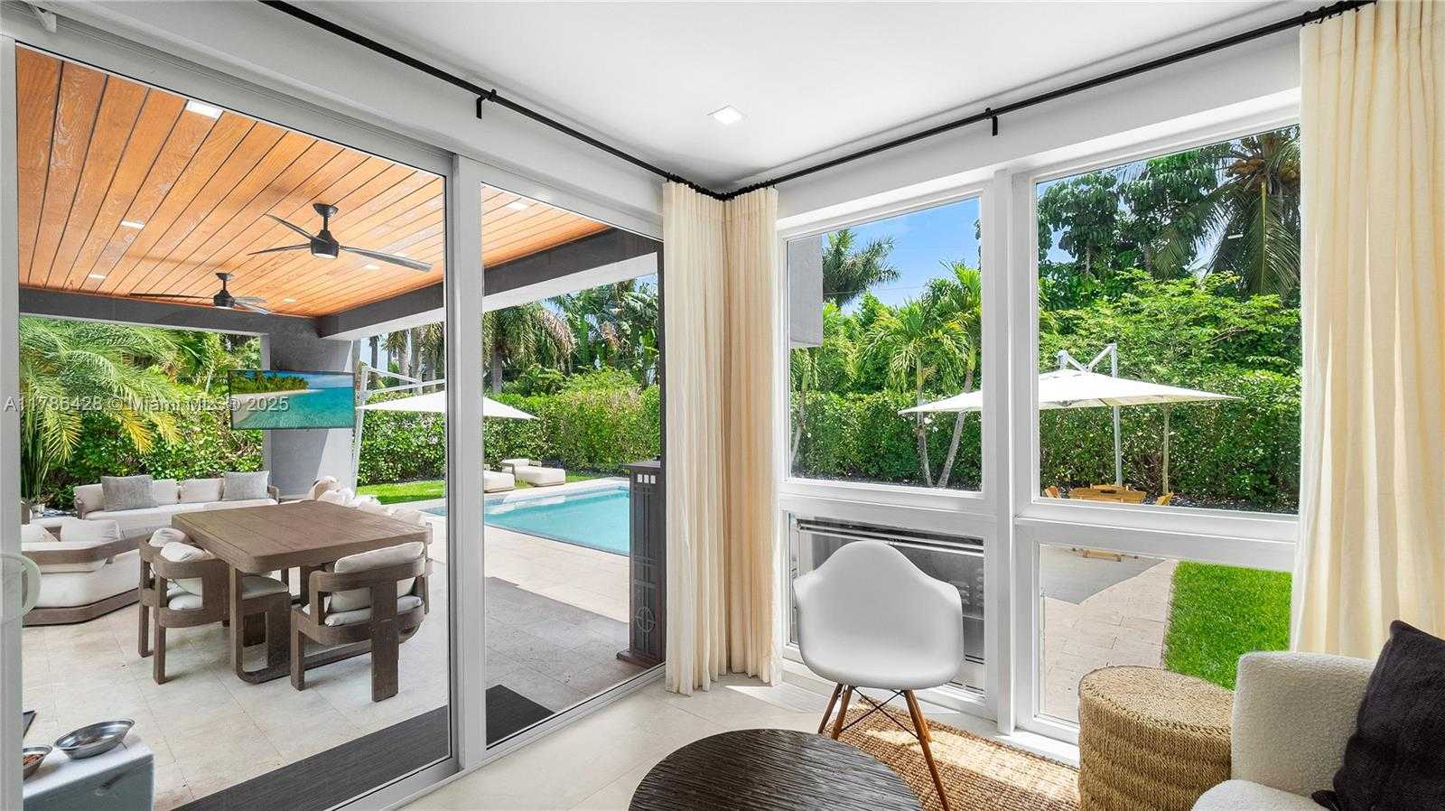 Small Image of 10603 NORTH EAST 11TH AVE, Miami Shores Number 49