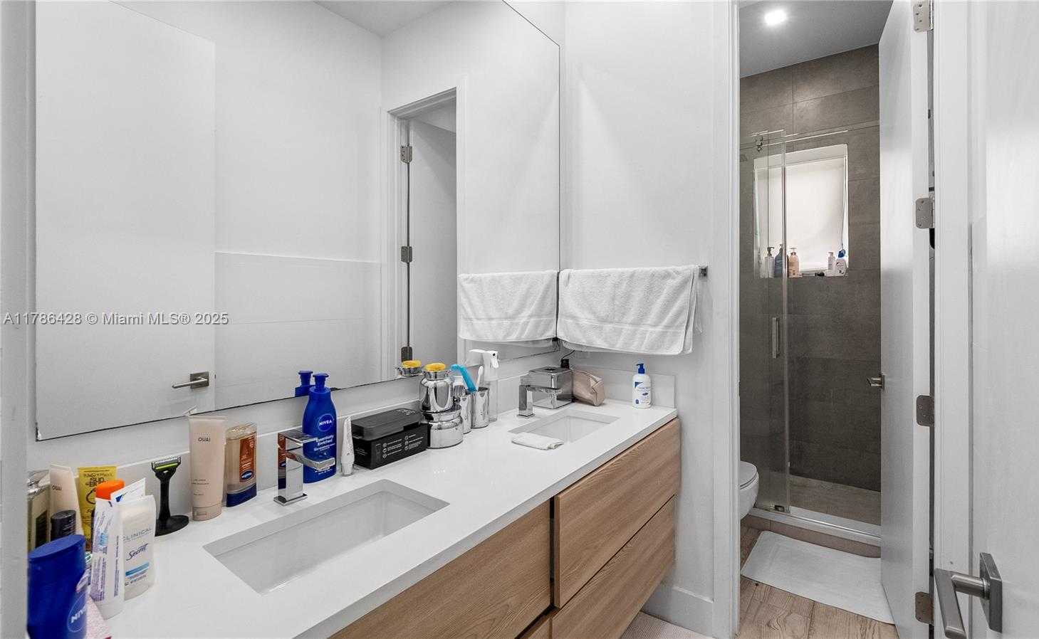 Small Image of 10603 NORTH EAST 11TH AVE, Miami Shores Number 51