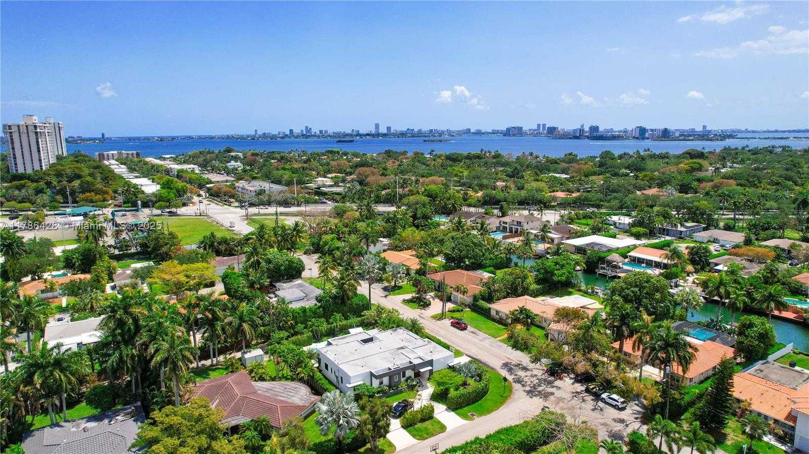 Small Image of 10603 NORTH EAST 11TH AVE, Miami Shores Number 60