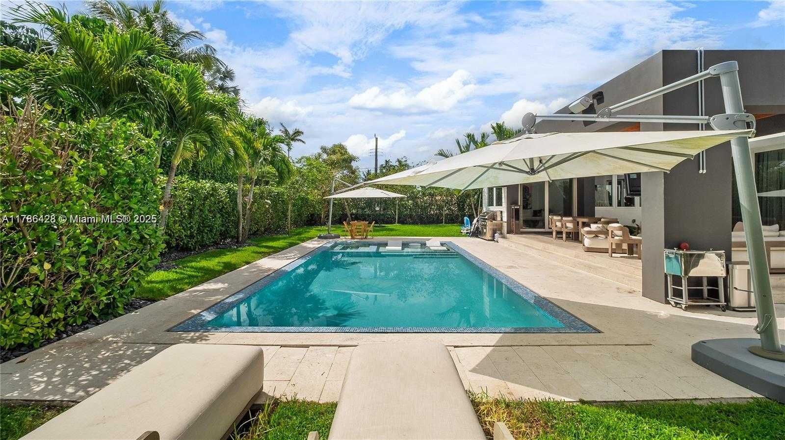 Small Image of 10603 NORTH EAST 11TH AVE, Miami Shores Number 85