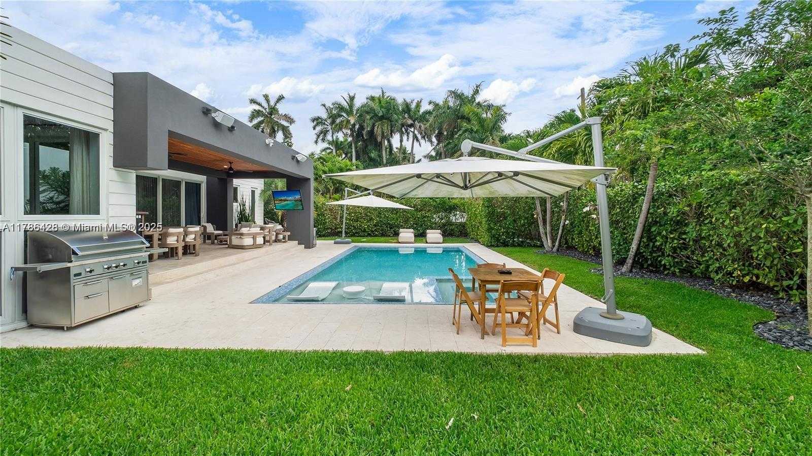 Small Image of 10603 NORTH EAST 11TH AVE, Miami Shores Number 88
