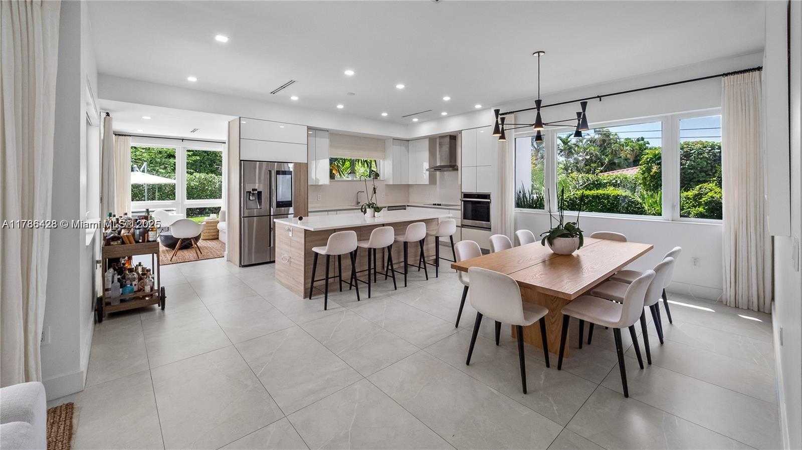 Small Image of 10603 NORTH EAST 11TH AVE, Miami Shores Number 99