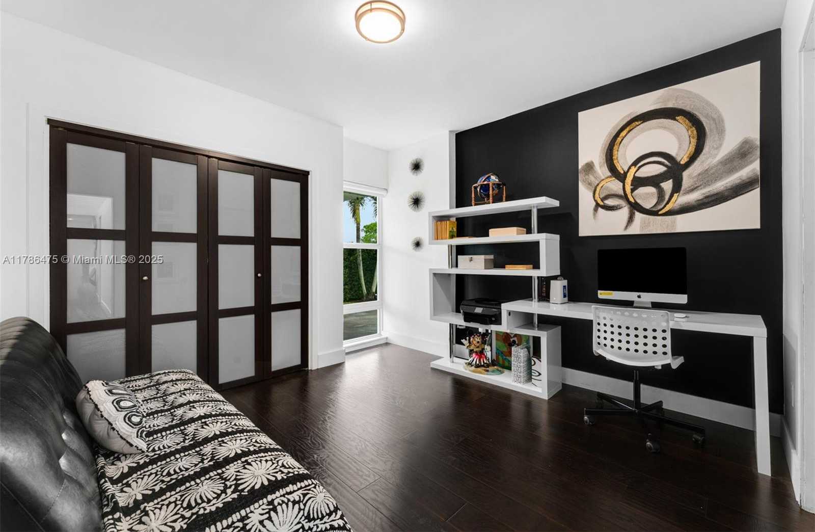 Small Image of 8820 SOUTH WEST 104TH ST, Miami Number 17