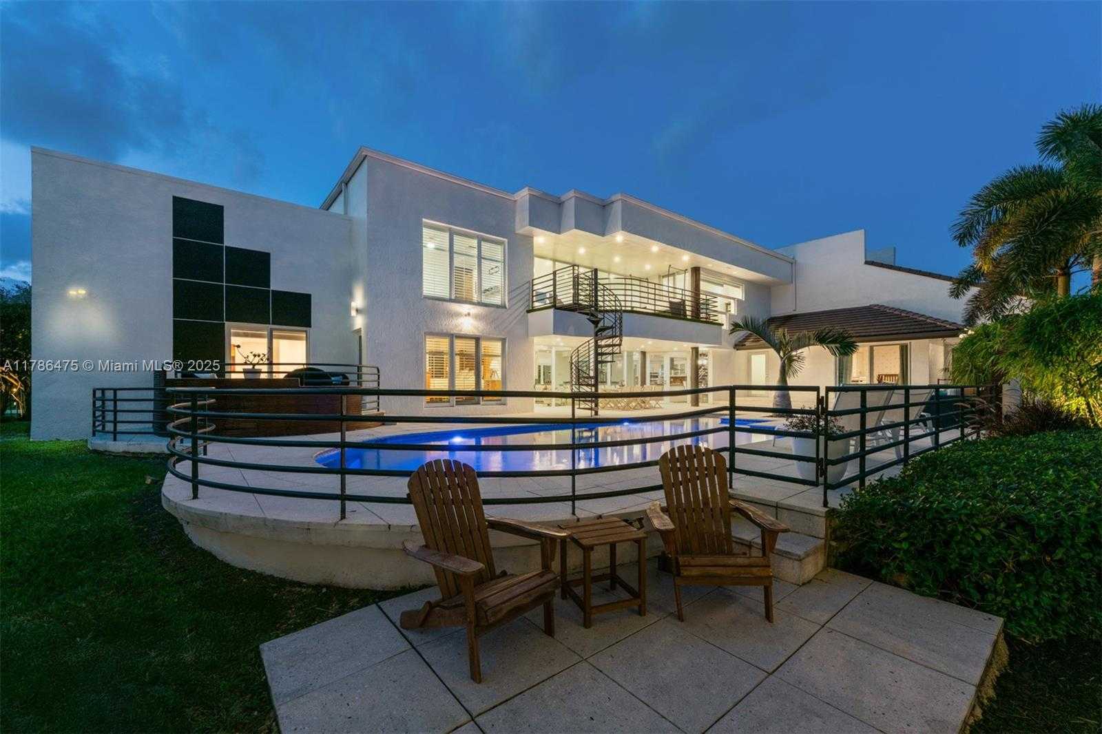 Small Image of 8820 SOUTH WEST 104TH ST, Miami Number 41