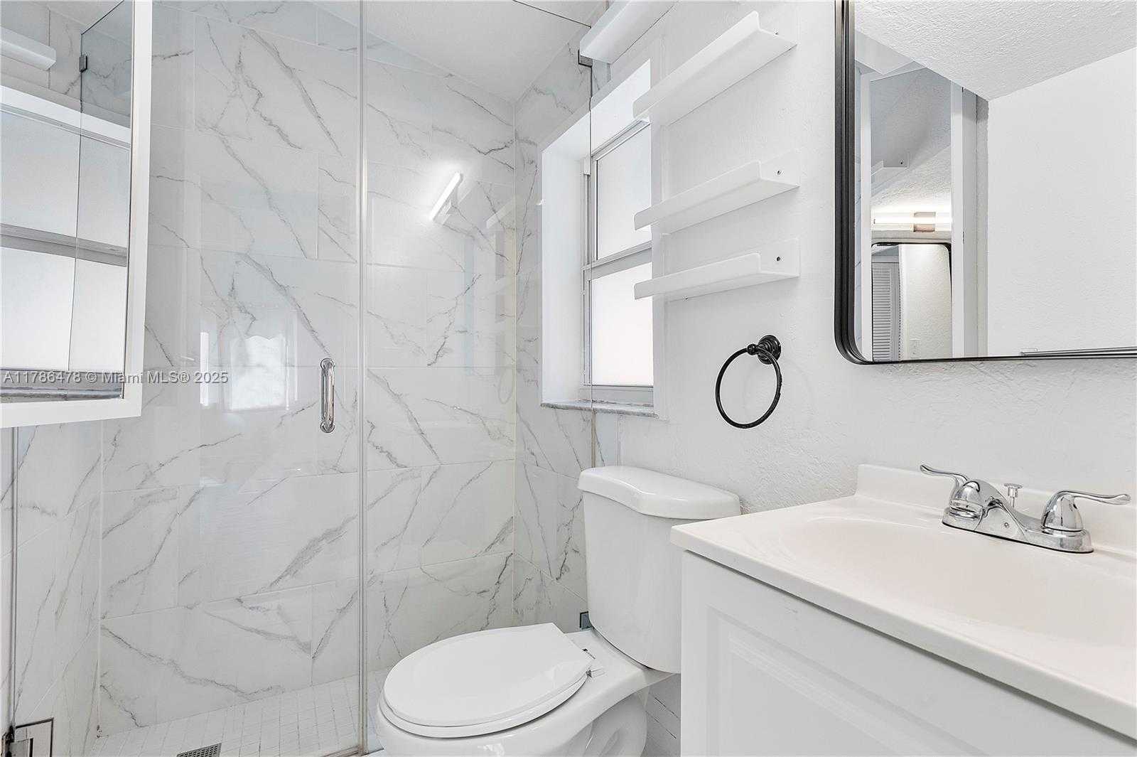 Small Image of 8934 HARDING AVE, Surfside Number 30