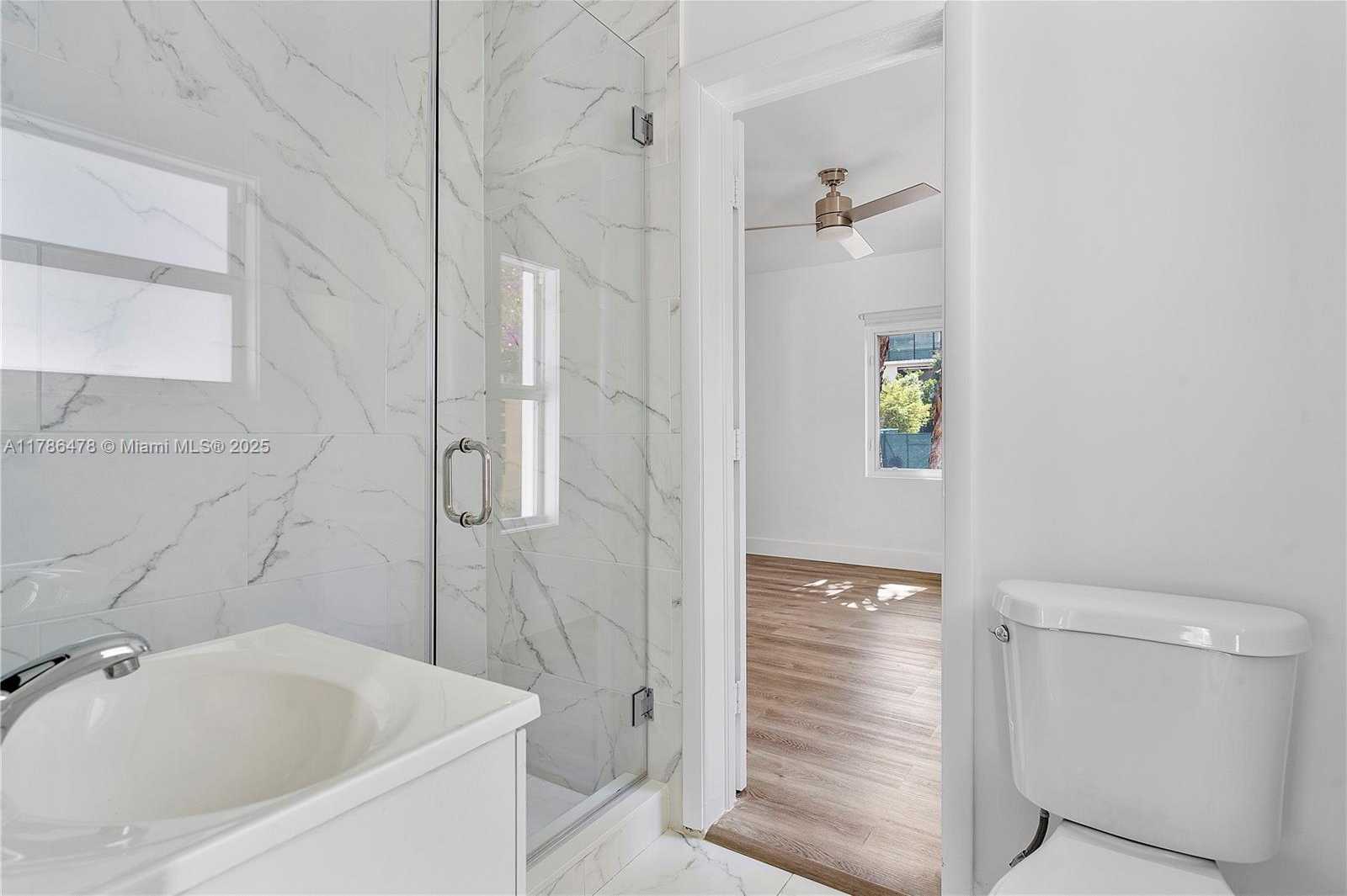 Small Image of 8934 HARDING AVE, Surfside Number 35