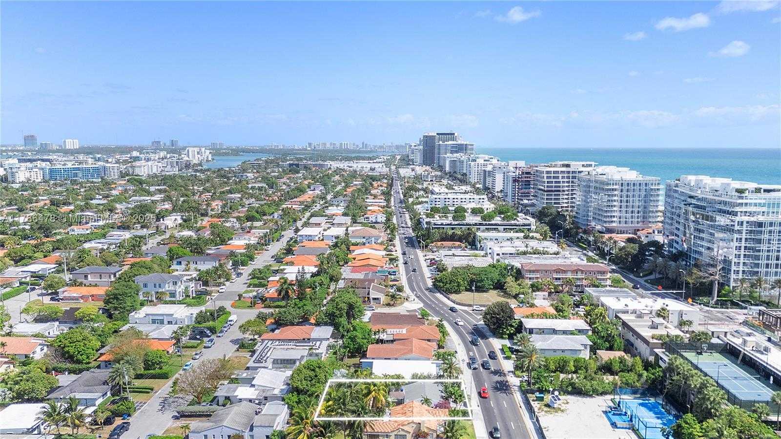 Small Image of 8934 HARDING AVE, Surfside Number 43