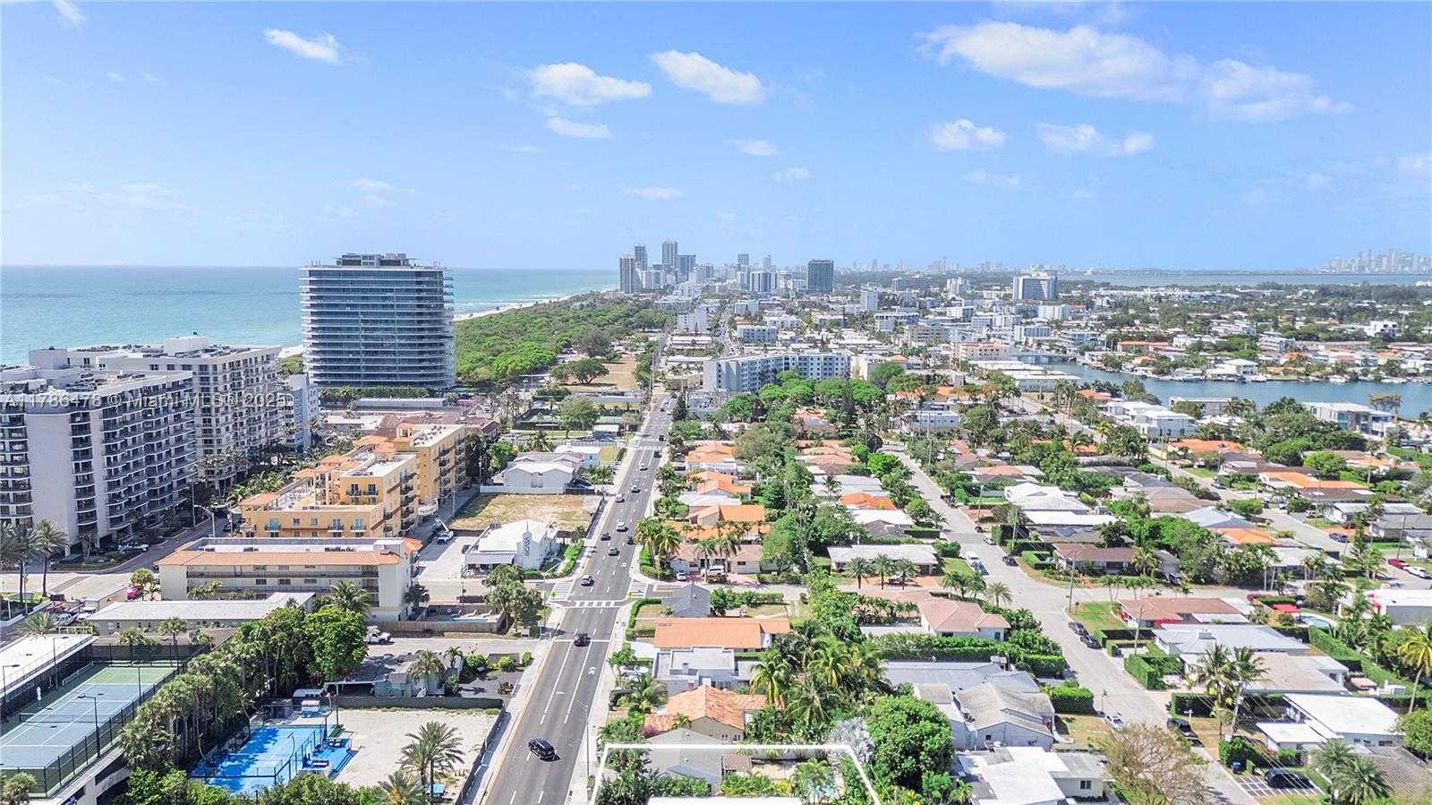 Small Image of 8934 HARDING AVE, Surfside Number 44
