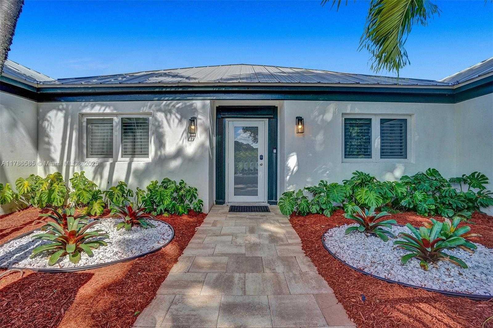 Small Image of 11155 SOUTH WEST 40TH ST, Davie Number 18