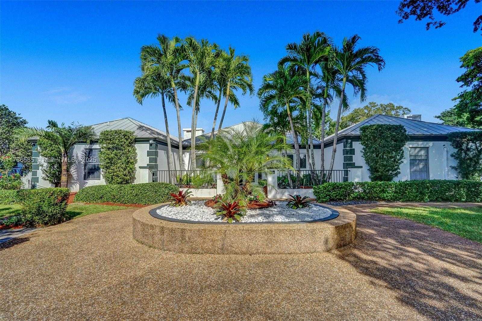 Small Image of 11155 SOUTH WEST 40TH ST, Davie Number 19