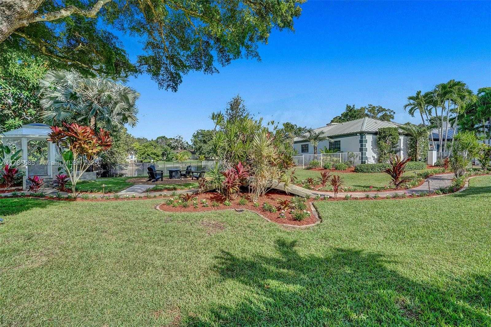 Small Image of 11155 SOUTH WEST 40TH ST, Davie Number 20