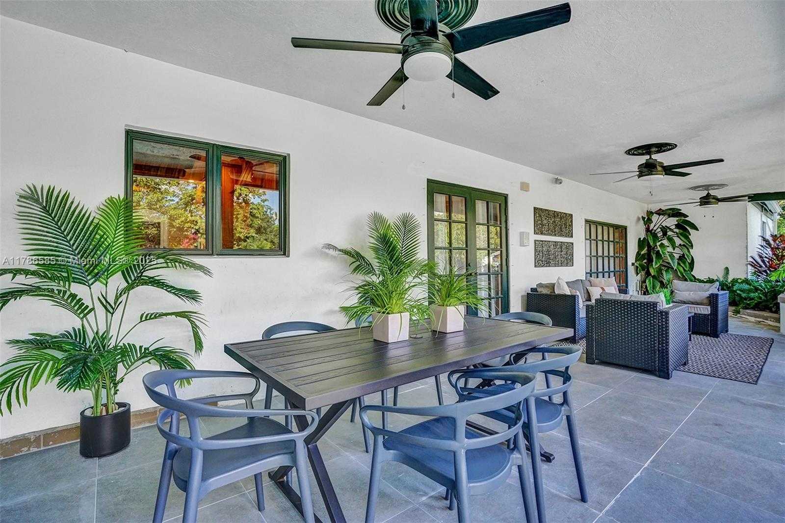 Small Image of 11155 SOUTH WEST 40TH ST, Davie Number 21