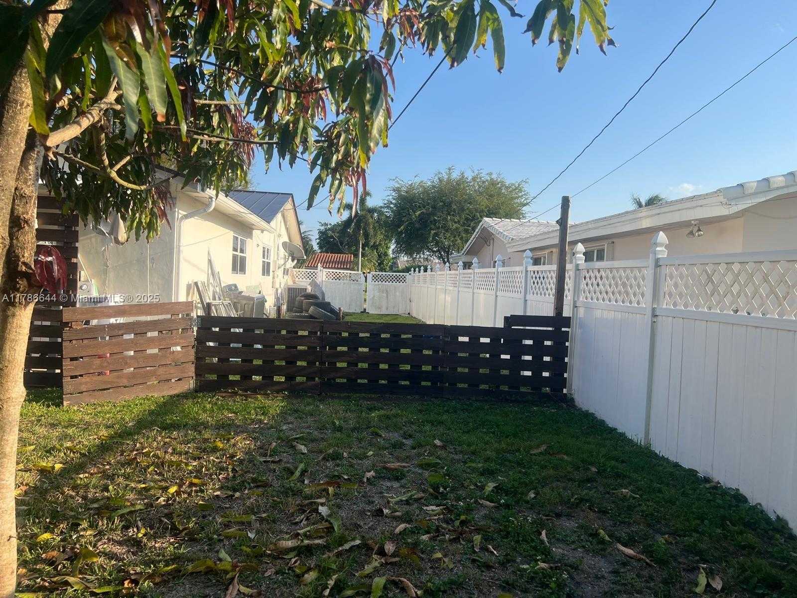 Small Image of 5001 MADISON ST, Hollywood Number 25