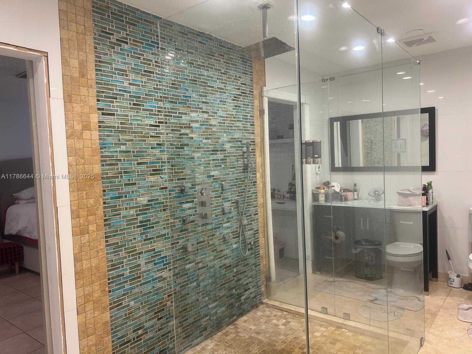 Small Image of 5001 MADISON ST, Hollywood Number 43