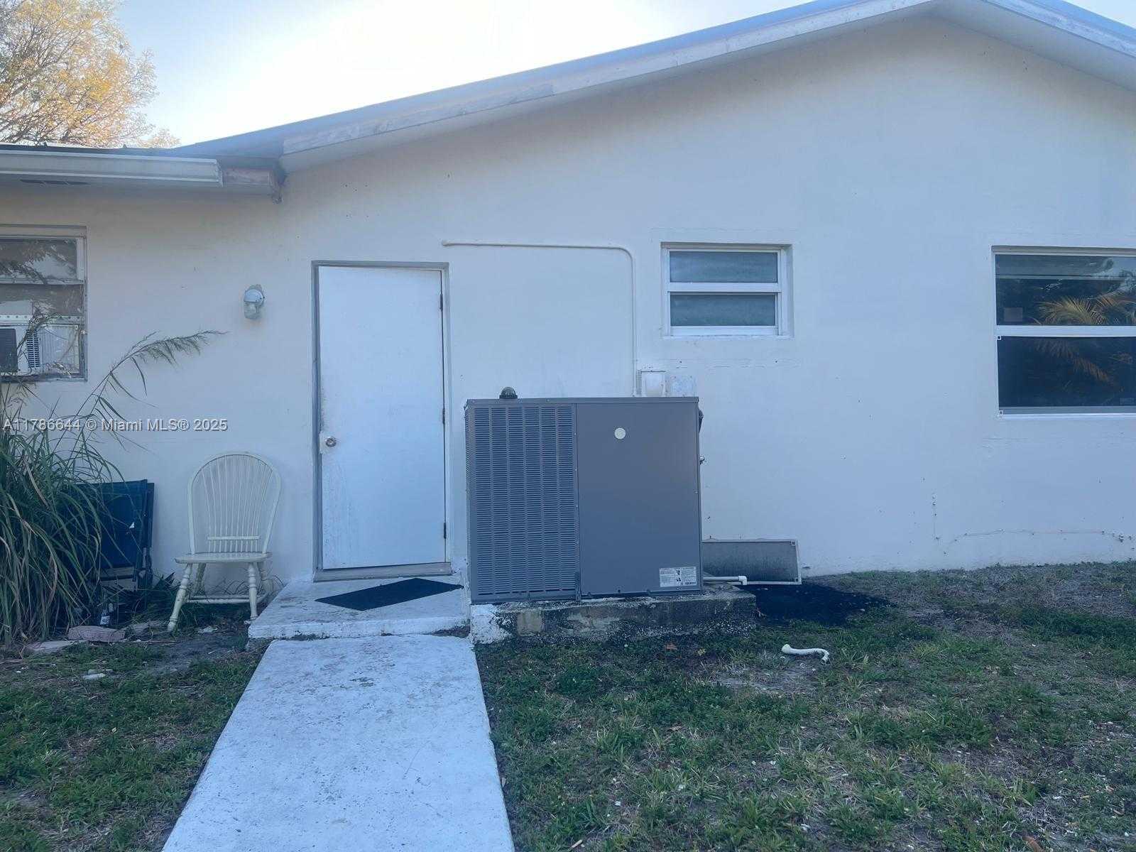Small Image of 5001 MADISON ST, Hollywood Number 50