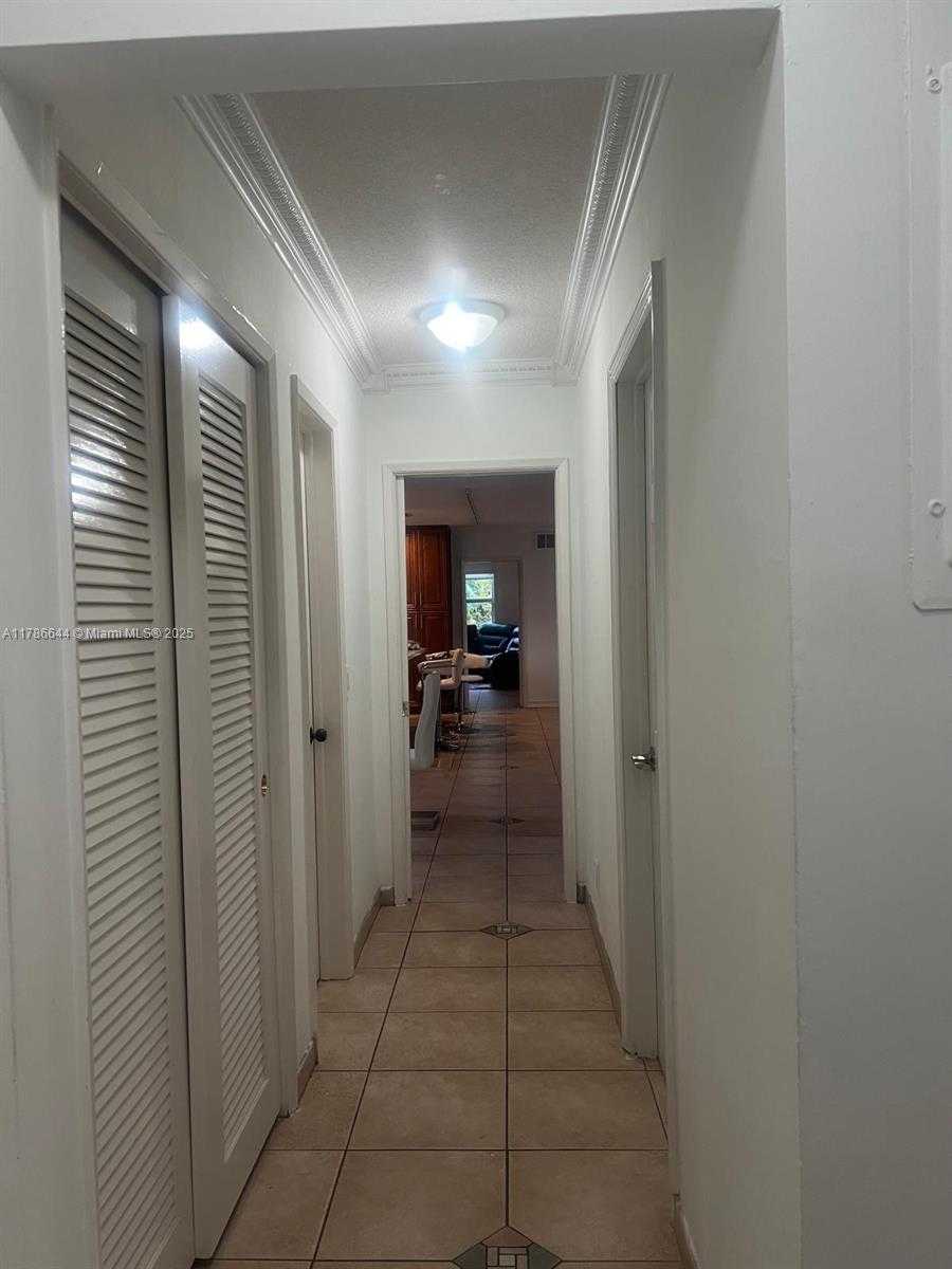 Small Image of 5001 MADISON ST, Hollywood Number 66