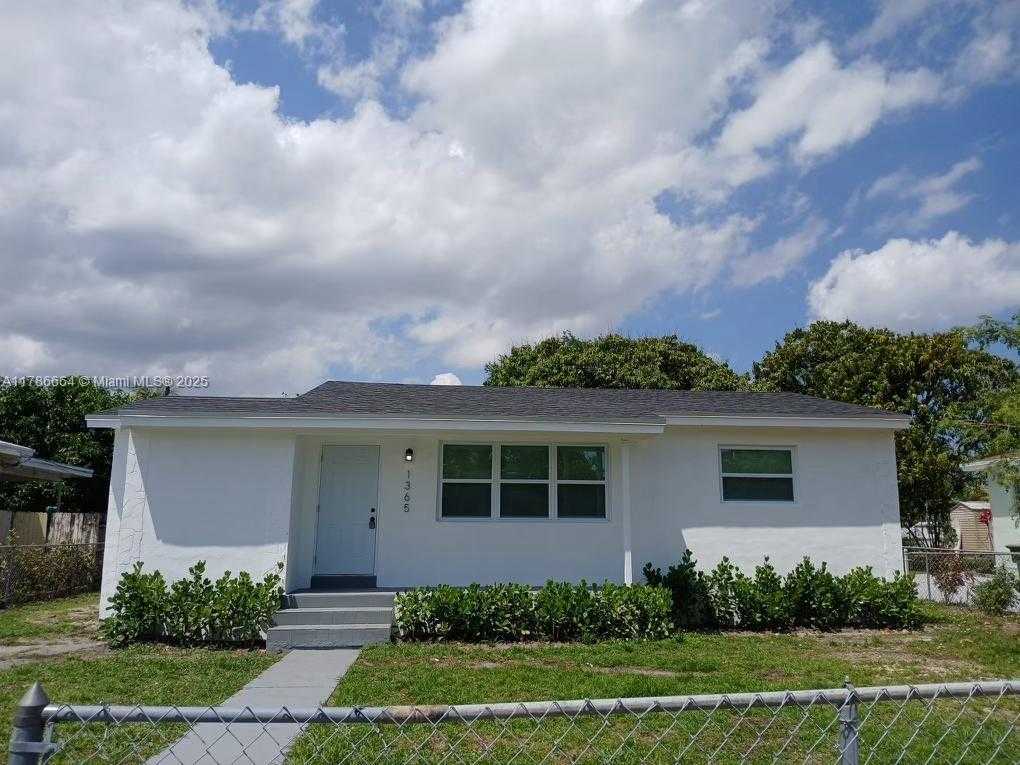 Small Image of 1365 NORTH WEST 130TH ST, North Miami Number 2