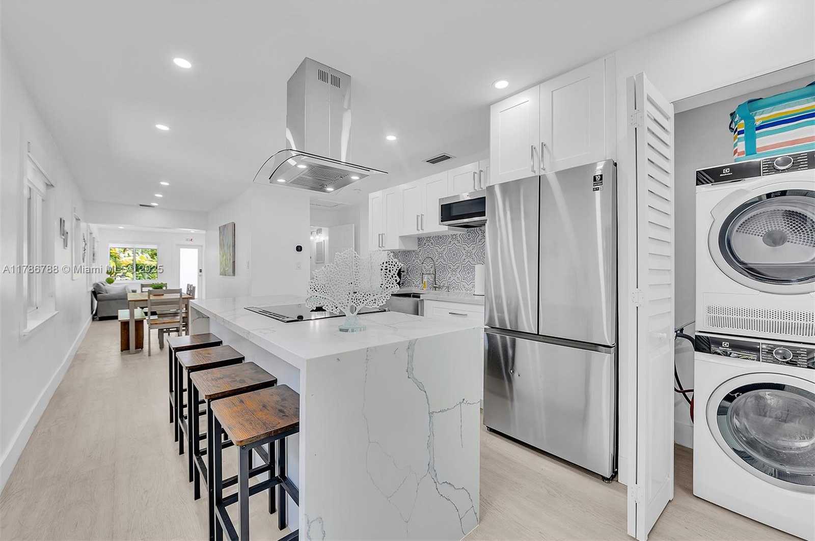 Small Image of 1960 RIVERSIDE DR, Fort Lauderdale Number 29