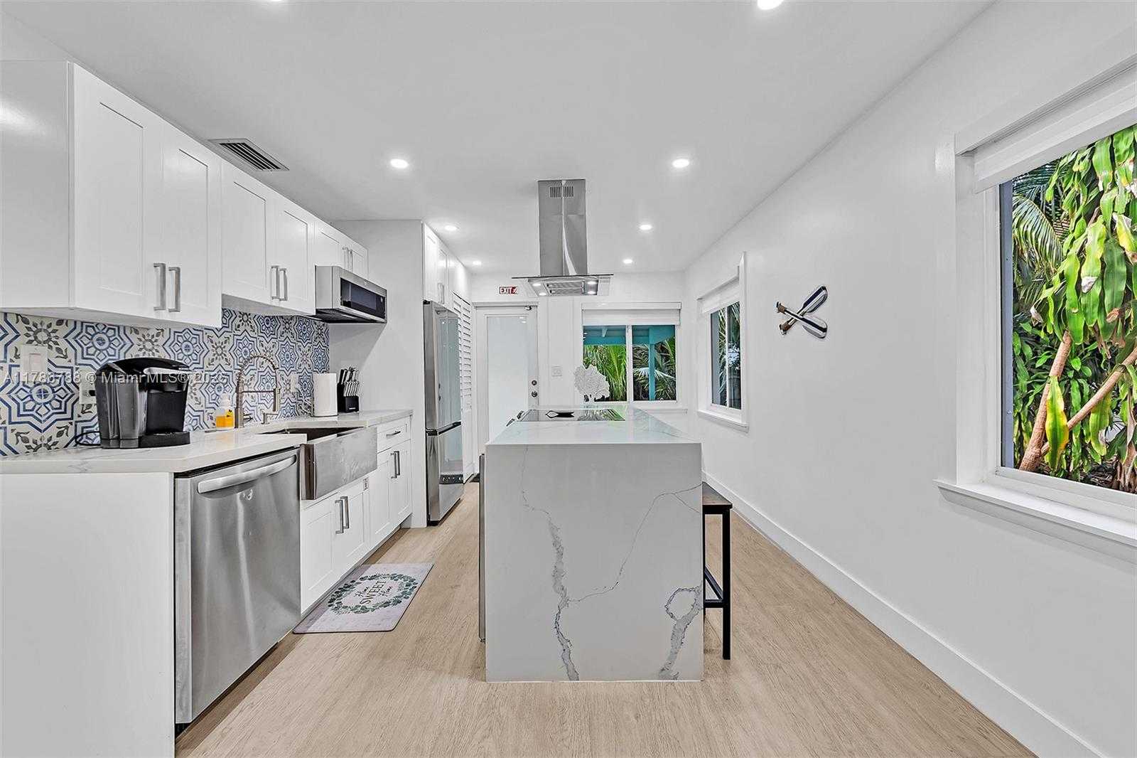 Small Image of 1960 RIVERSIDE DR, Fort Lauderdale Number 36
