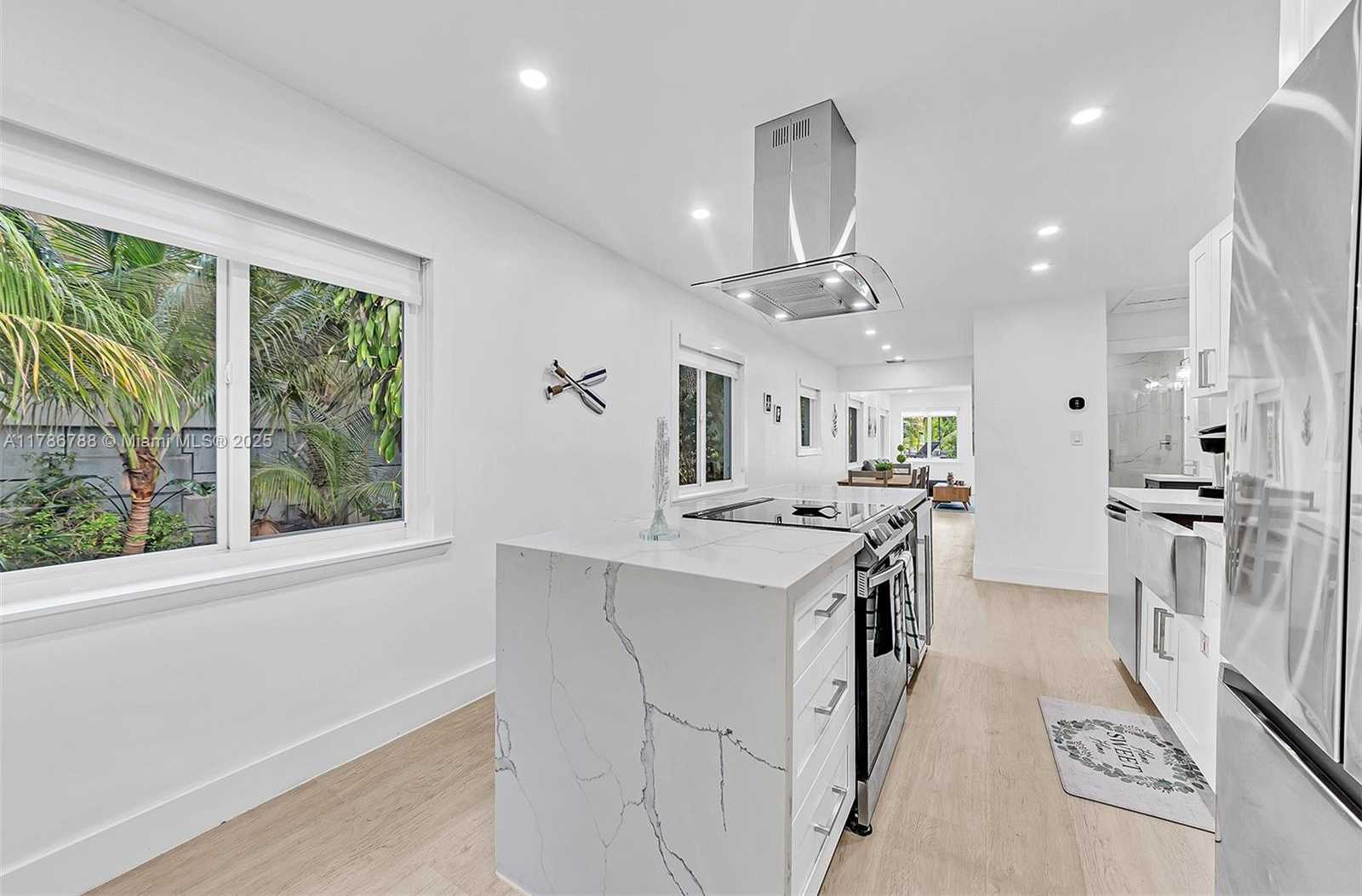 Small Image of 1960 RIVERSIDE DR, Fort Lauderdale Number 38