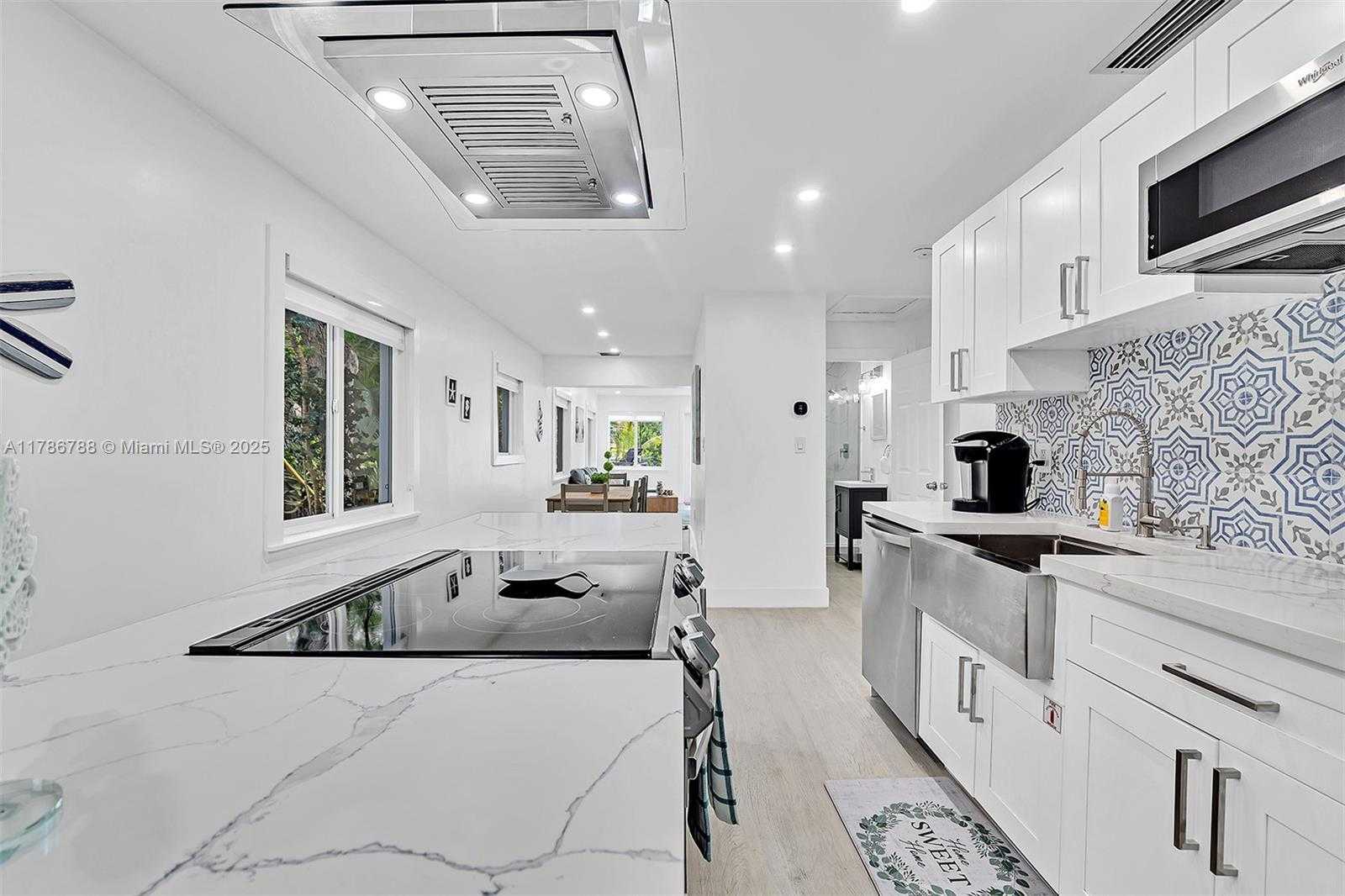 Small Image of 1960 RIVERSIDE DR, Fort Lauderdale Number 39
