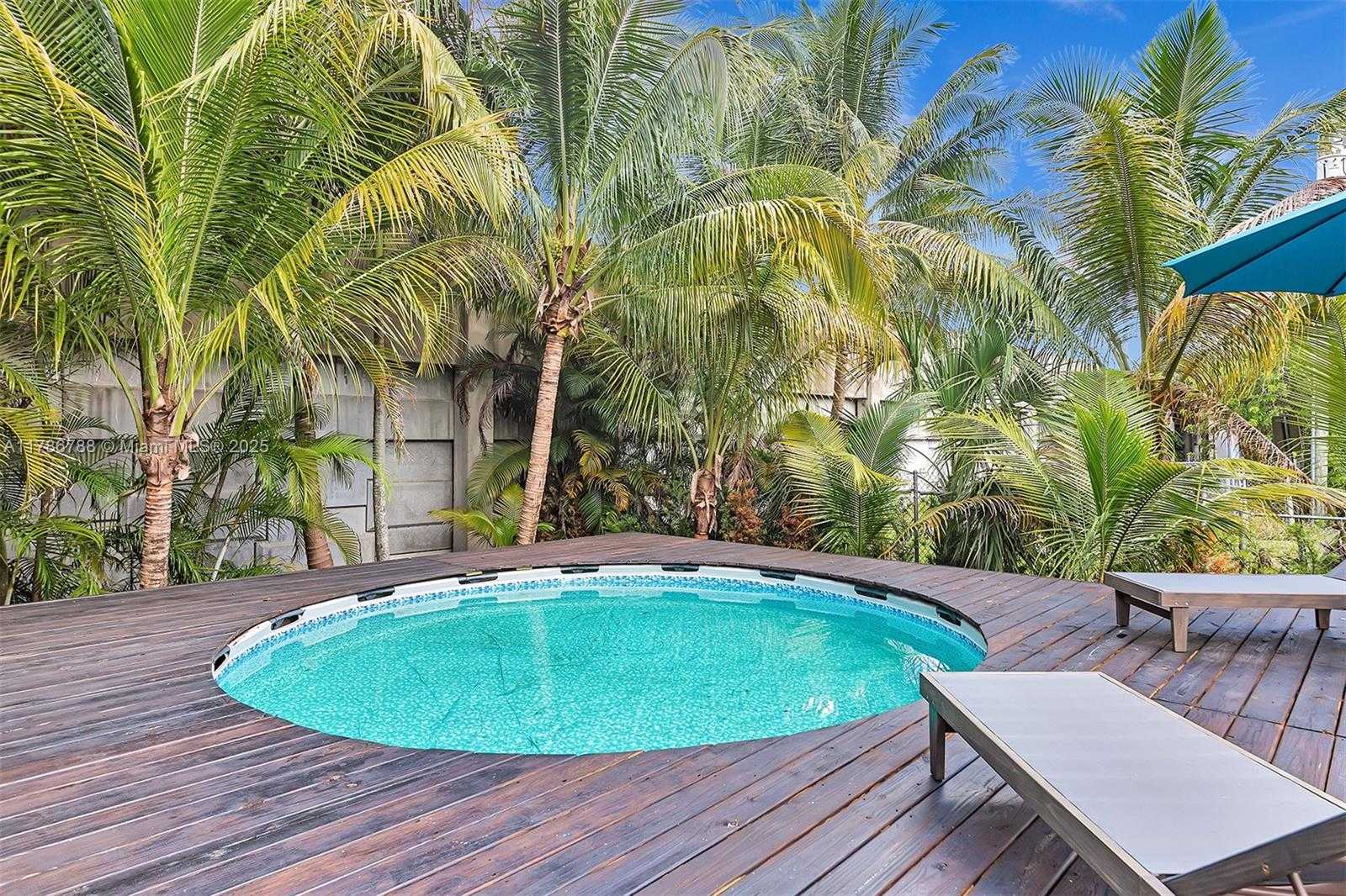 Small Image of 1960 RIVERSIDE DR, Fort Lauderdale Number 4