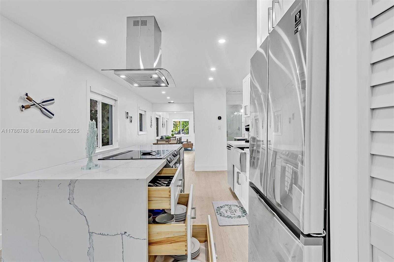 Small Image of 1960 RIVERSIDE DR, Fort Lauderdale Number 40