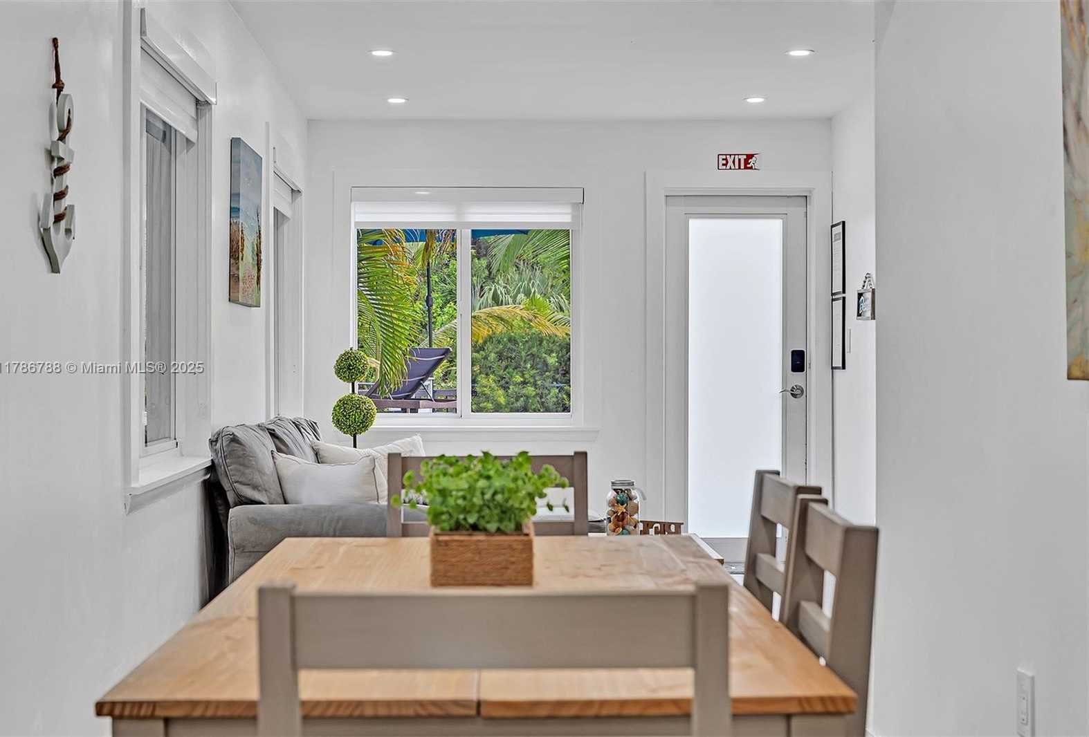 Small Image of 1960 RIVERSIDE DR, Fort Lauderdale Number 52