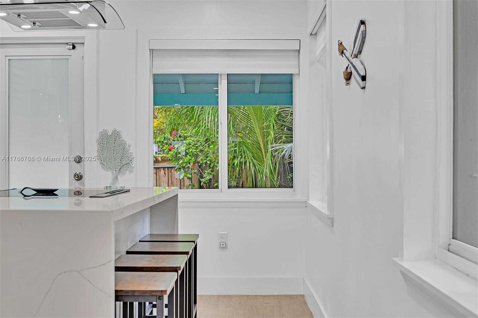 Small Image of 1960 RIVERSIDE DR, Fort Lauderdale Number 53