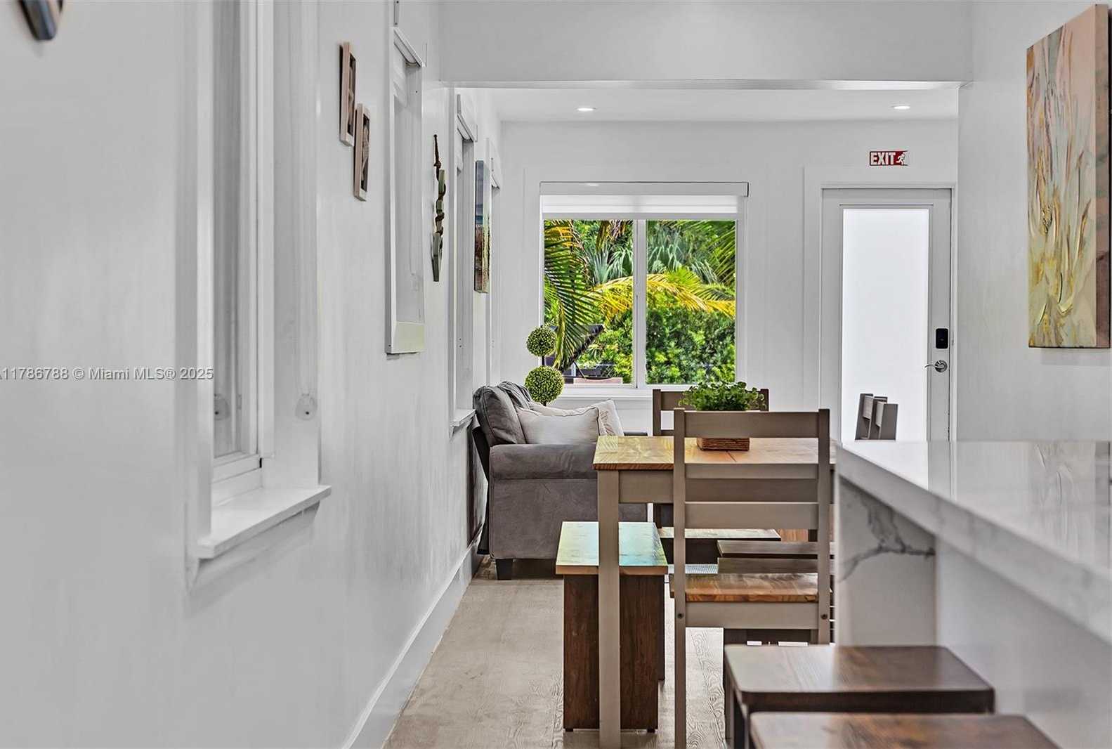 Small Image of 1960 RIVERSIDE DR, Fort Lauderdale Number 56
