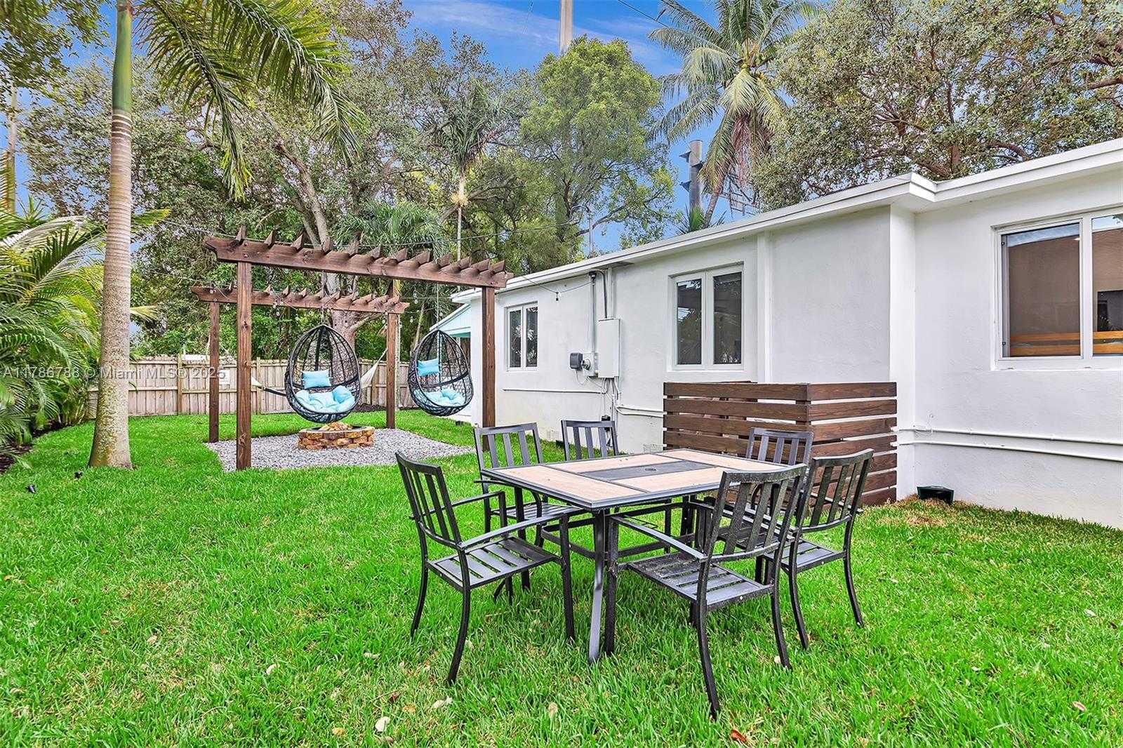 Small Image of 1960 RIVERSIDE DR, Fort Lauderdale Number 69