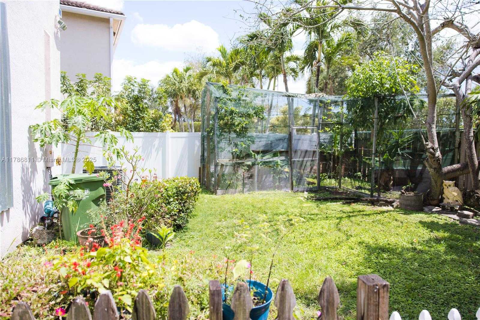 Small Image of 1735 NORTH WEST 77TH AVE, Pembroke Pines Number 15