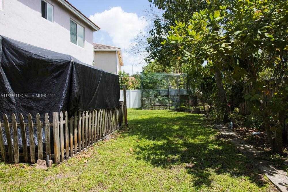 Small Image of 1735 NORTH WEST 77TH AVE, Pembroke Pines Number 16