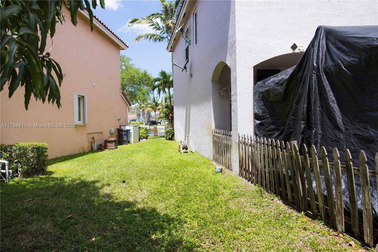 Small Image of 1735 NORTH WEST 77TH AVE, Pembroke Pines Number 17