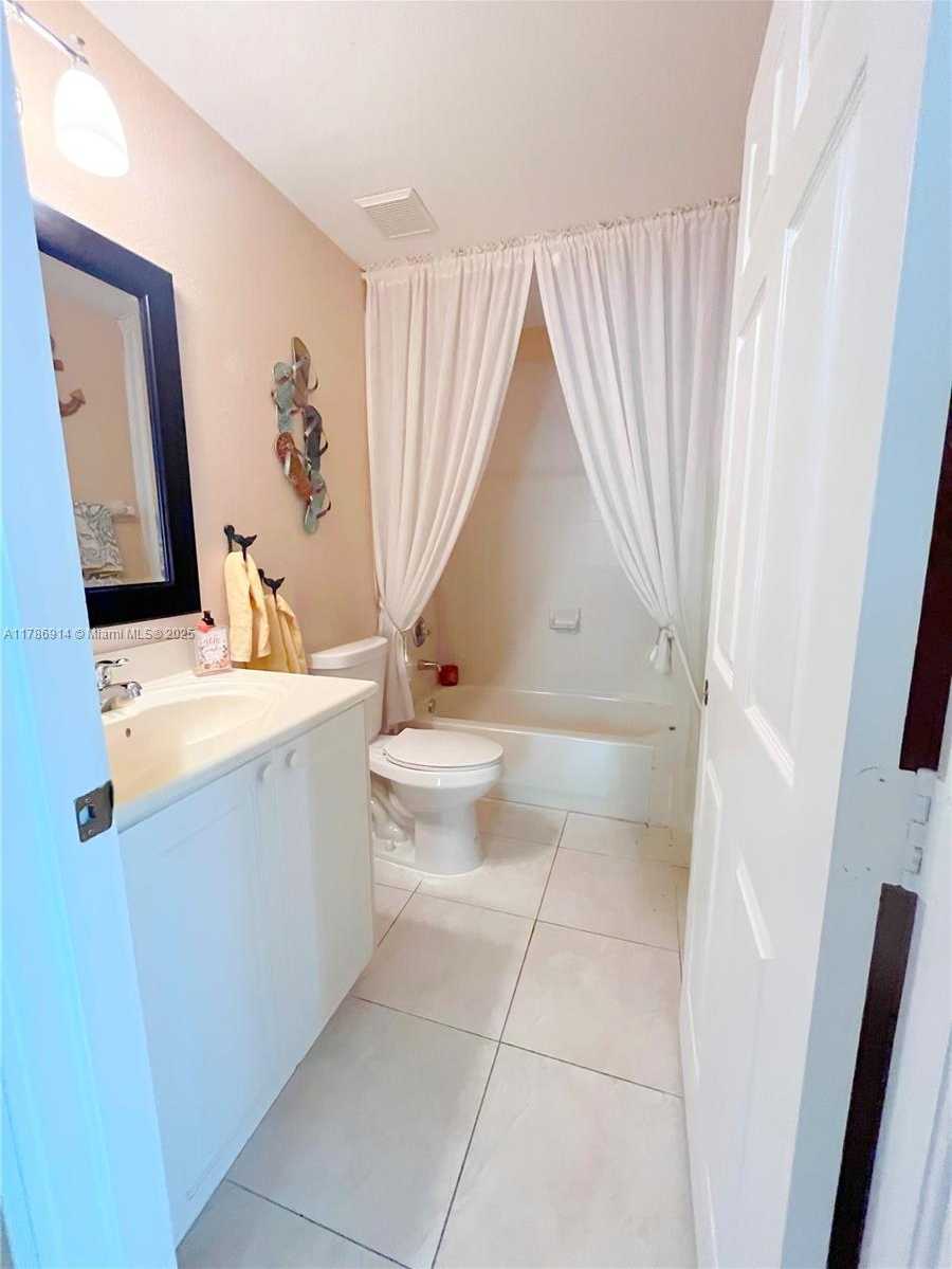 Small Image of 5337 SOUTH WEST 131ST TER, Miramar Number 16